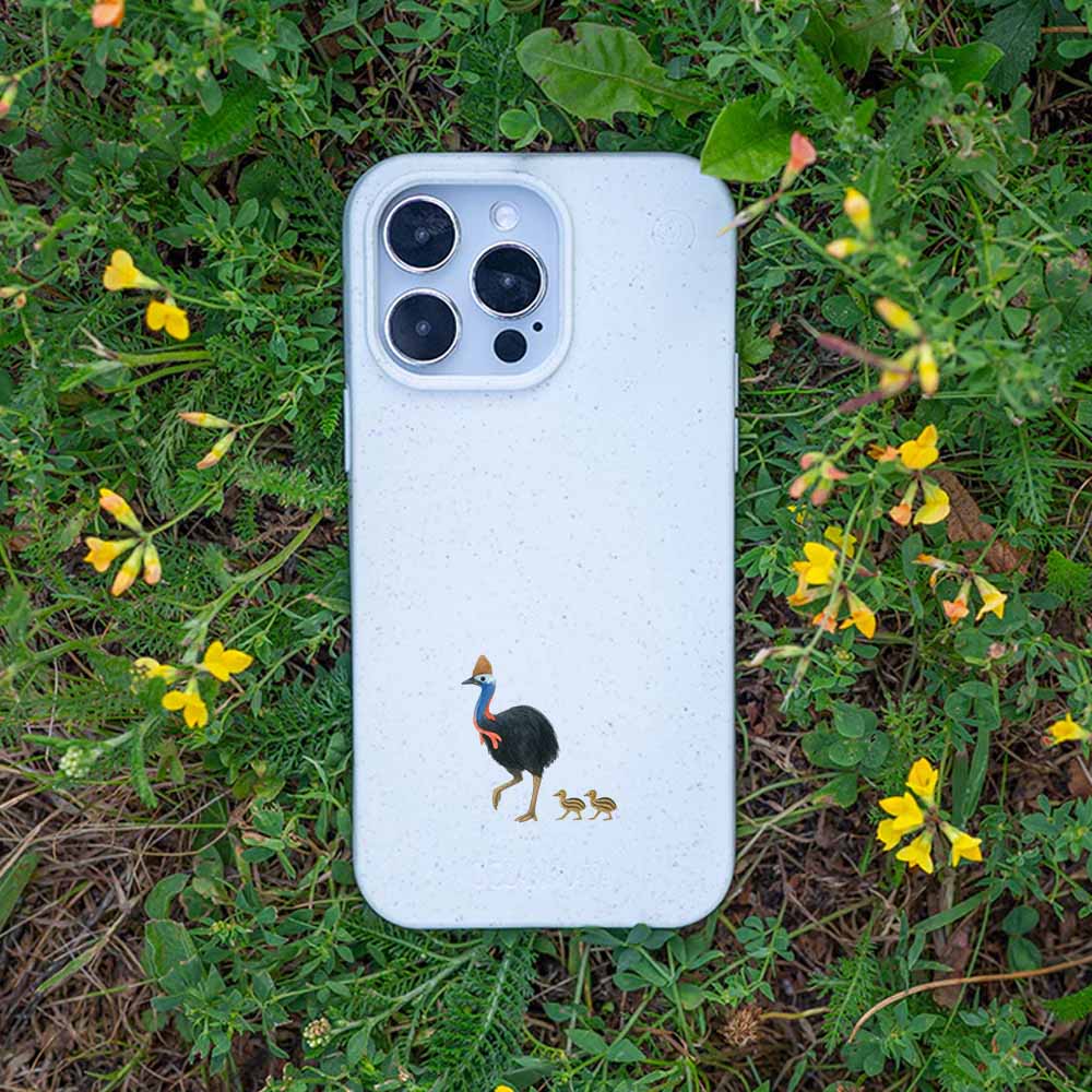 iPhone 11 pro Hülle - Cassowary weiß - "CassowaryStroll" - nachhaltig